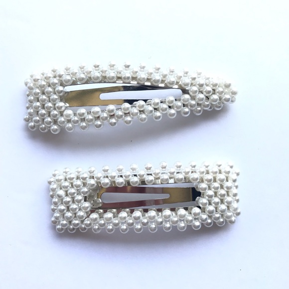 New Set of 2 Faux Pearl Hair Clip Pins - Picture 2 of 5